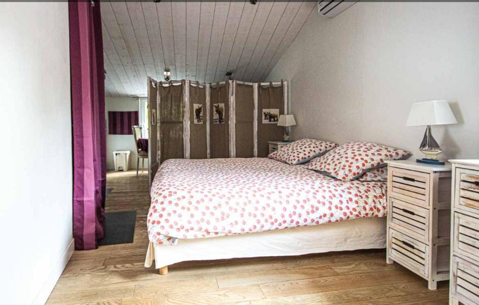 La Maison Du Canal De Rompsay - 5 Min De La Rochelle Bed & Breakfast Périgny Exterior photo