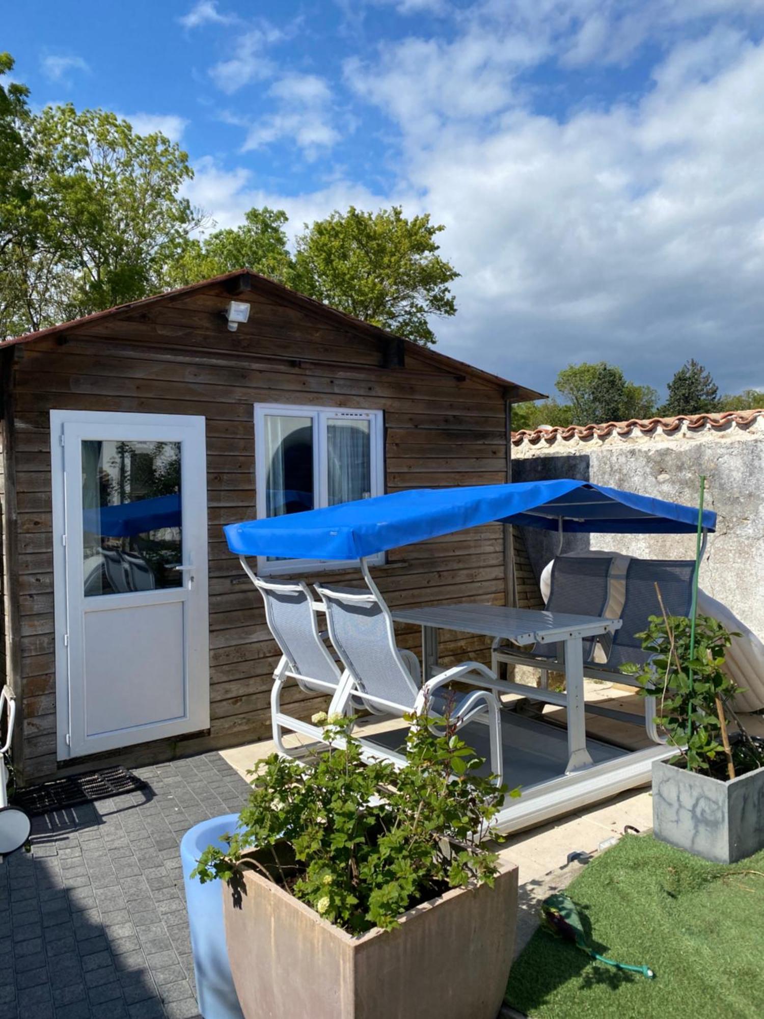 La Maison Du Canal De Rompsay - 5 Min De La Rochelle Bed & Breakfast Périgny Exterior photo